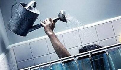 Douche de contraste avant d'utiliser le soda